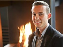 2e1ax_greenie_frontpage_sam_wenger_2s